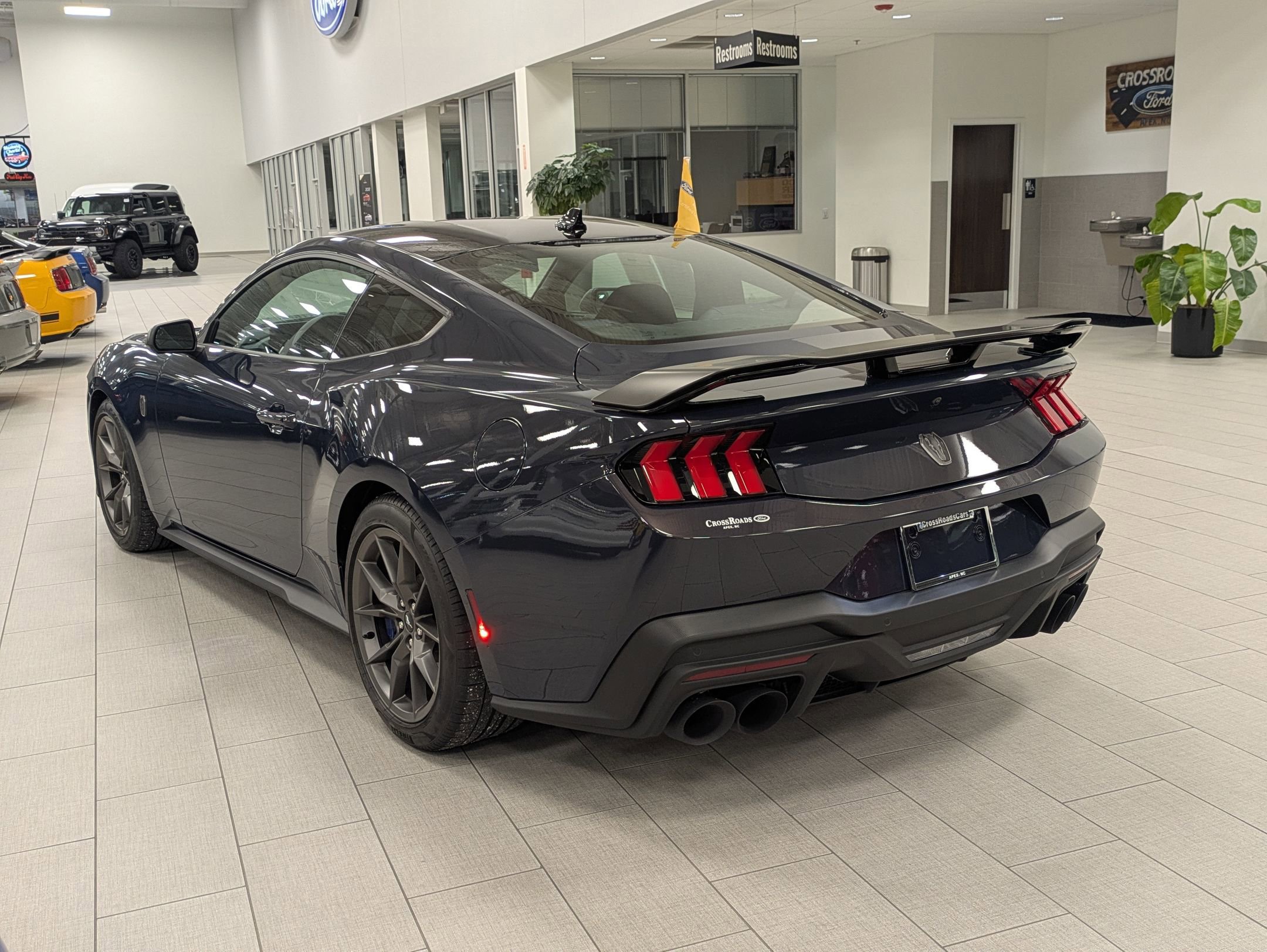 Certified 2025 Ford Mustang Dark Horse image 4