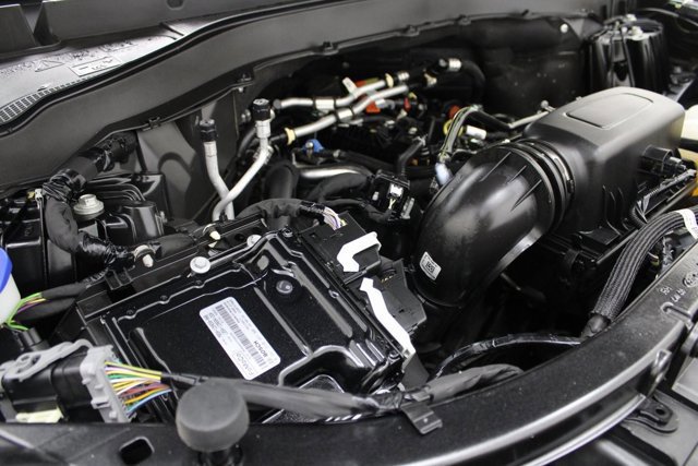 Certified 2023 Ford Explorer XLT w/ Equipment Group 202A image 17