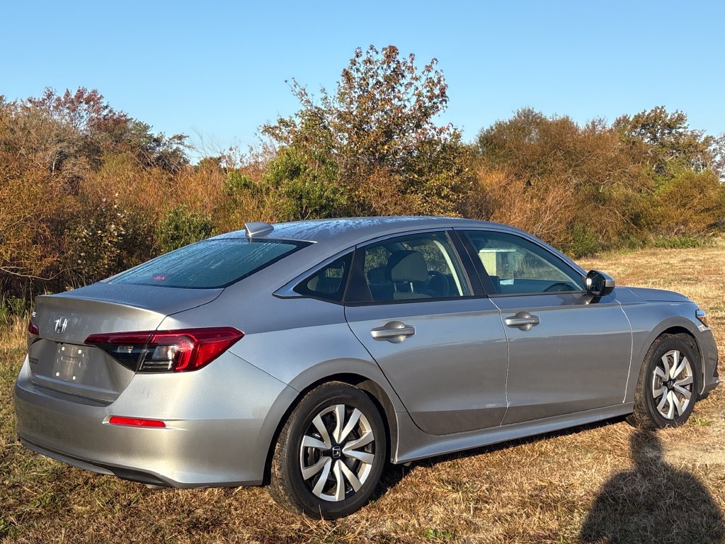 Used 2023 Honda Civic LX image 13