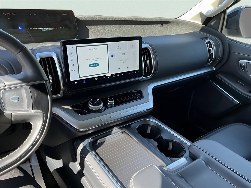 Certified 2025 Ford Expedition Max Platinum image 49