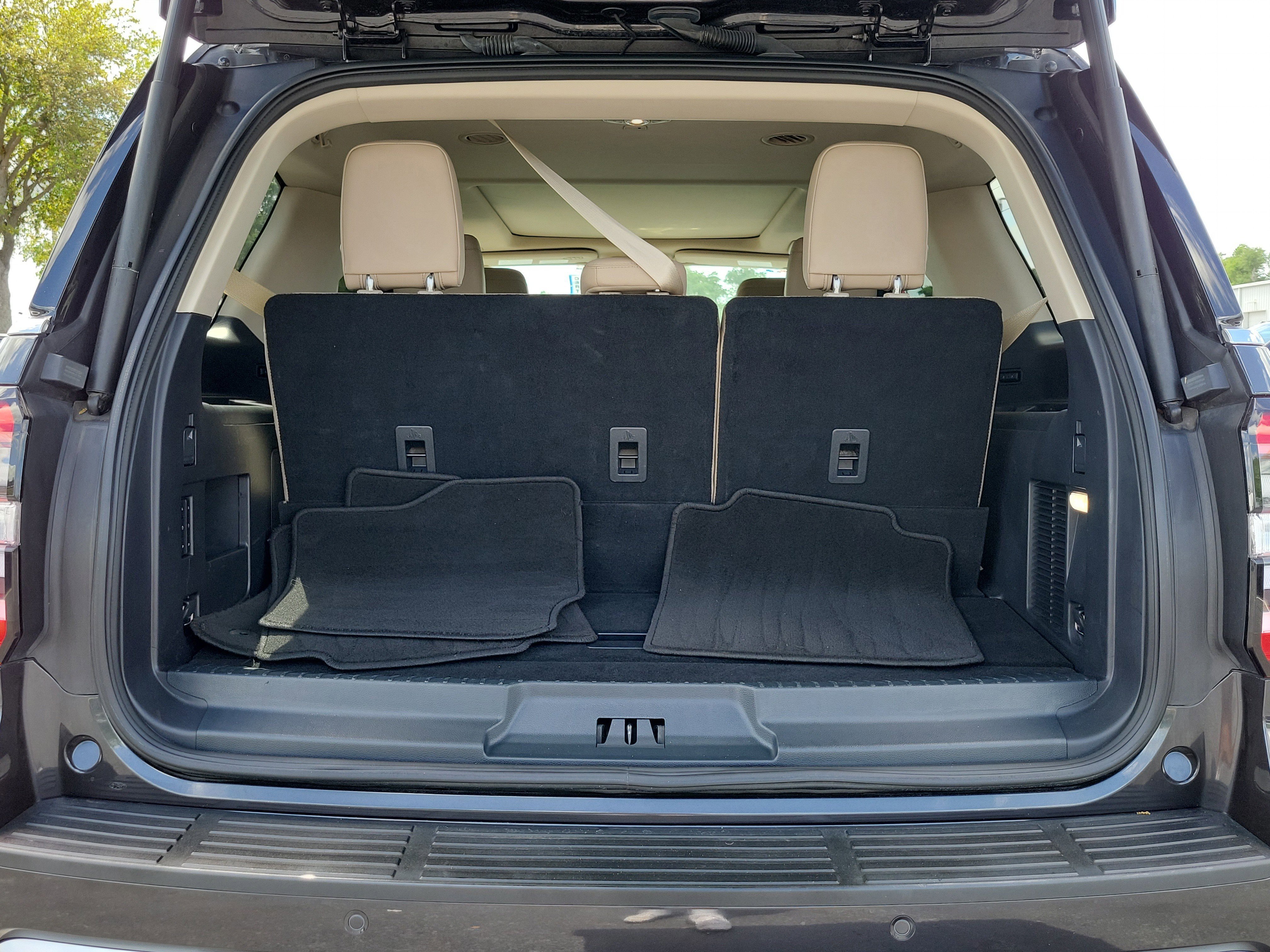 Certified 2024 Ford Expedition Limited image 10