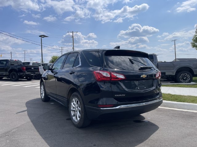 Used 2020 Chevrolet Equinox LT w/ Driver Convenience Package AWD/4WD image 3