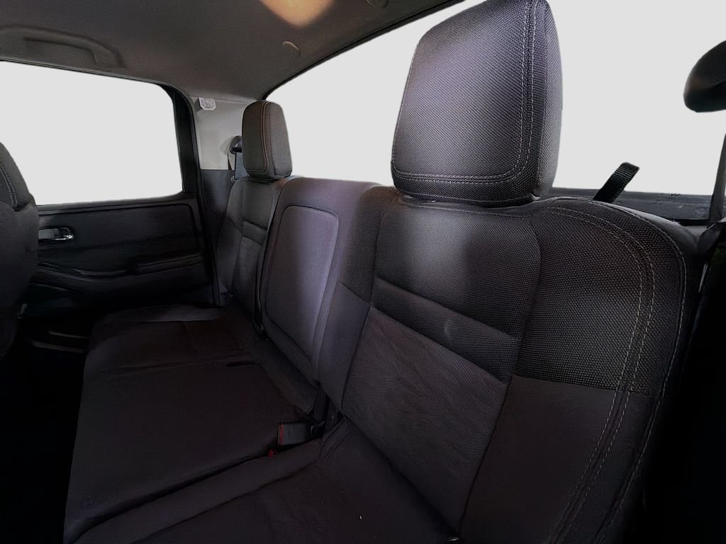 Used 2023 Nissan Frontier SV w/ Technology Package RWD image 23