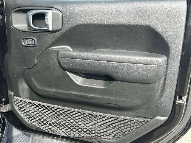 Used 2023 Jeep Wrangler Sport AWD/4WD image 17