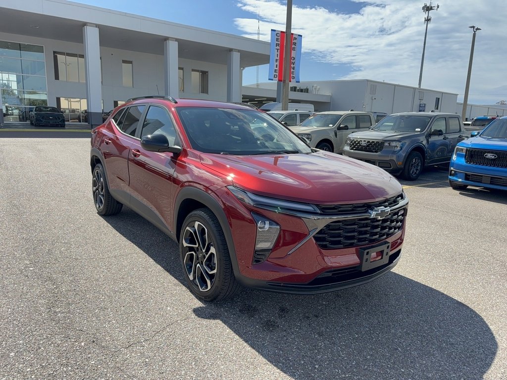 Used 2024 Chevrolet Trax RS w/ Driver Confidence Package image 4