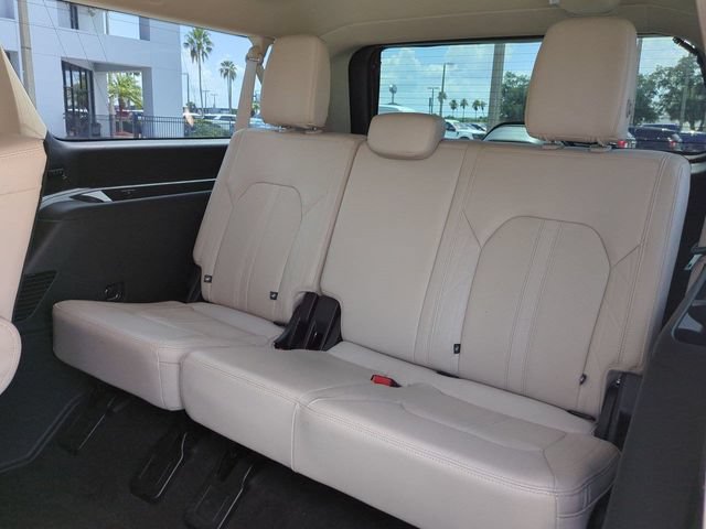 Certified 2023 Ford Expedition Max Platinum RWD image 15