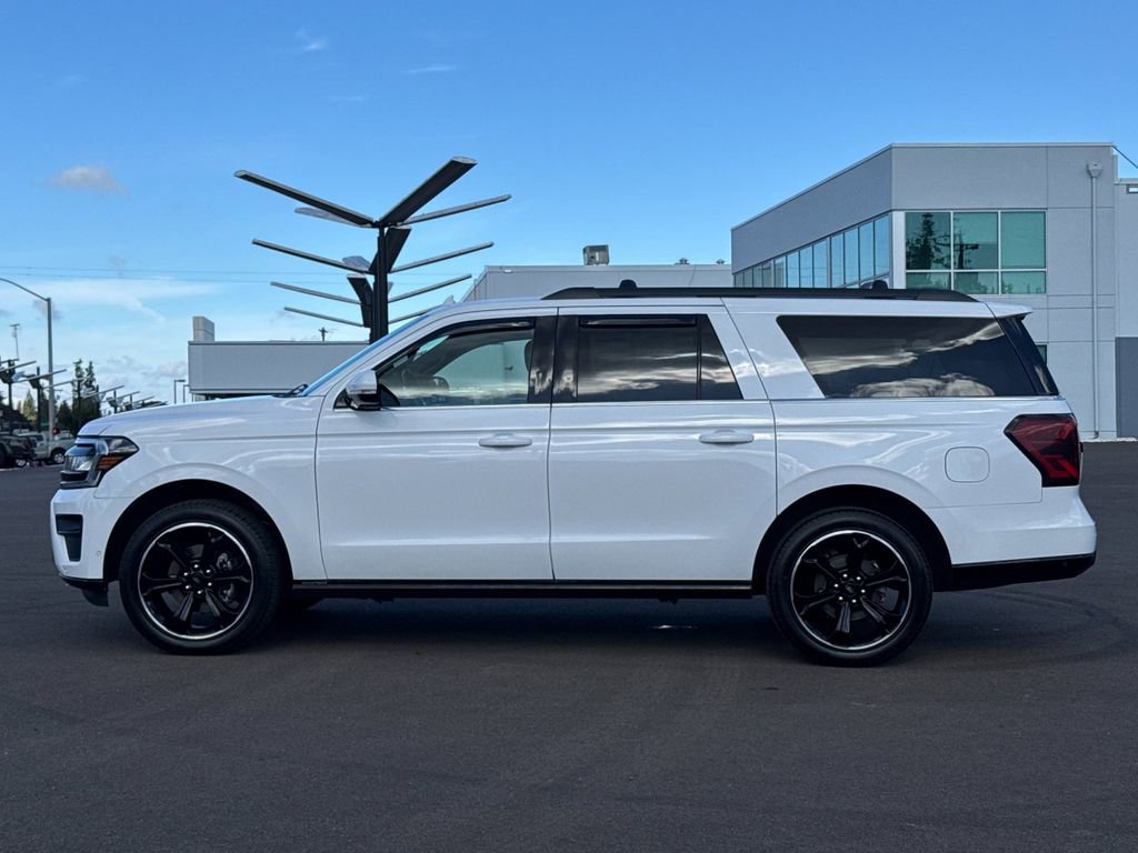 Certified 2022 Ford Expedition Max Limited w/ Equipment Group 303A image 6