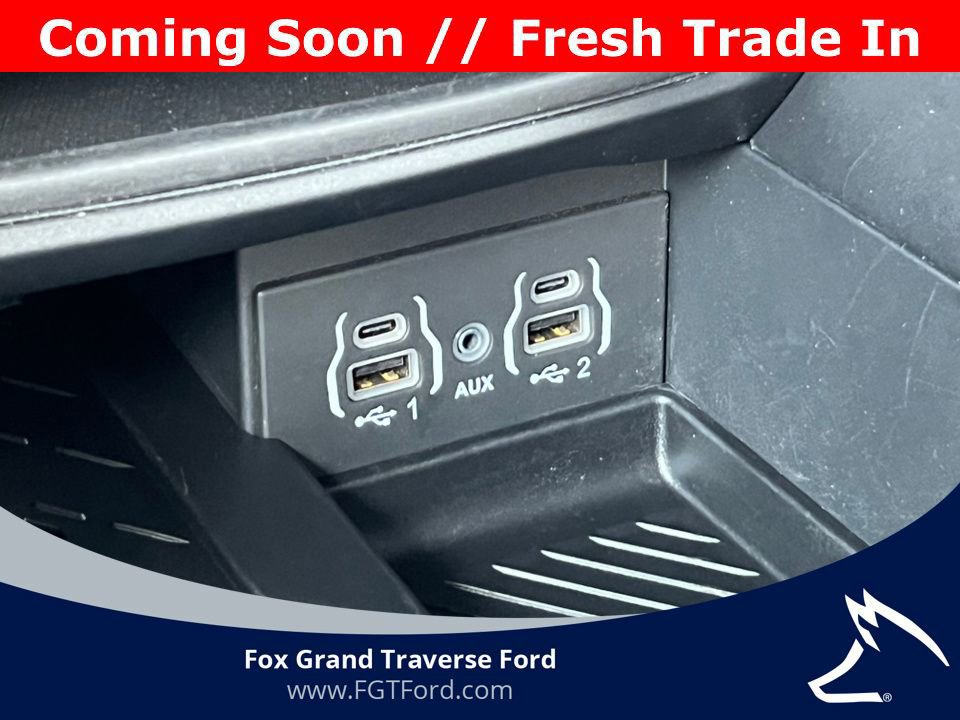 Used 2025 Chrysler Pacifica Limited FWD image 33