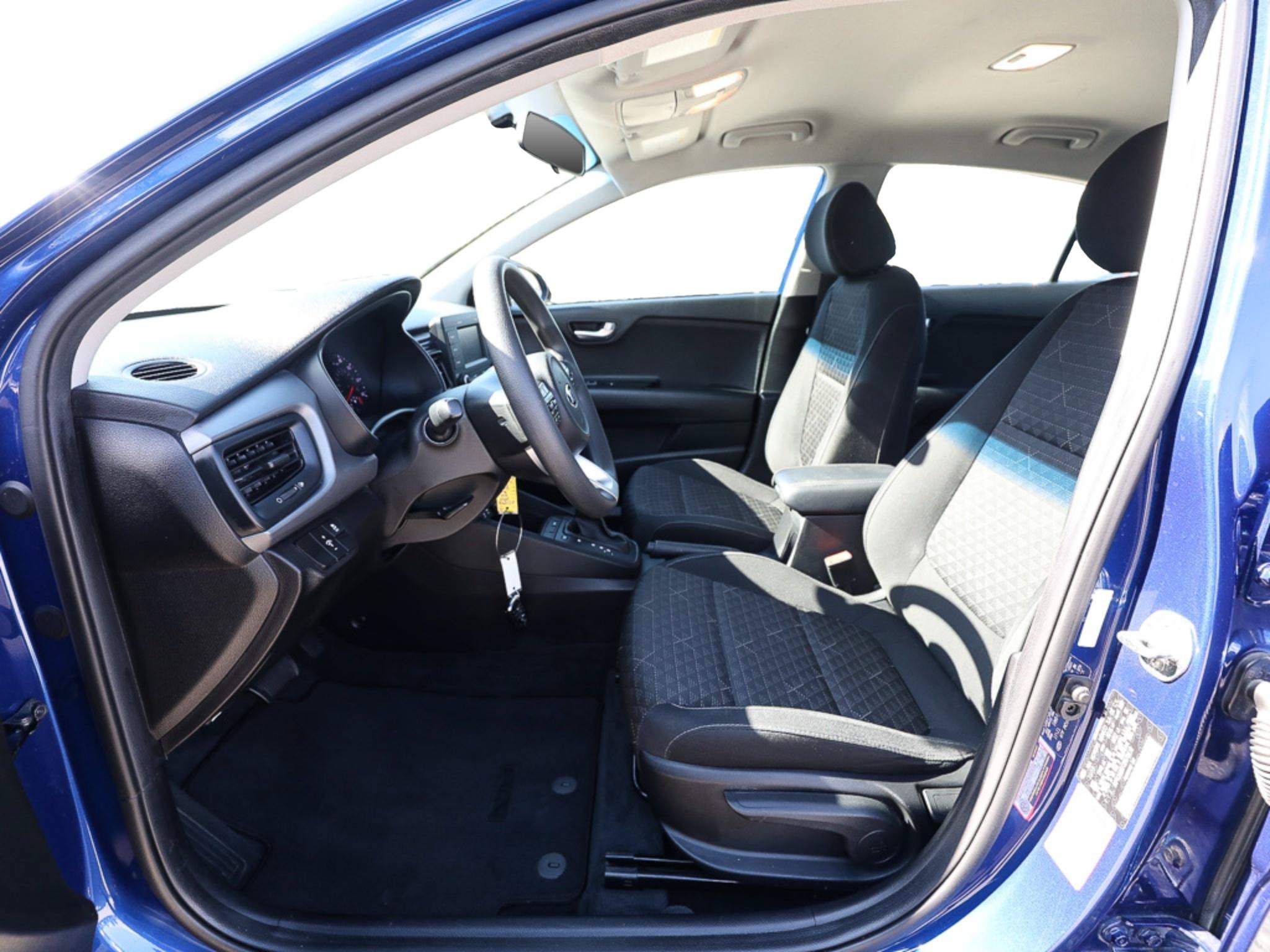 Used 2018 Kia Rio S FWD image 11