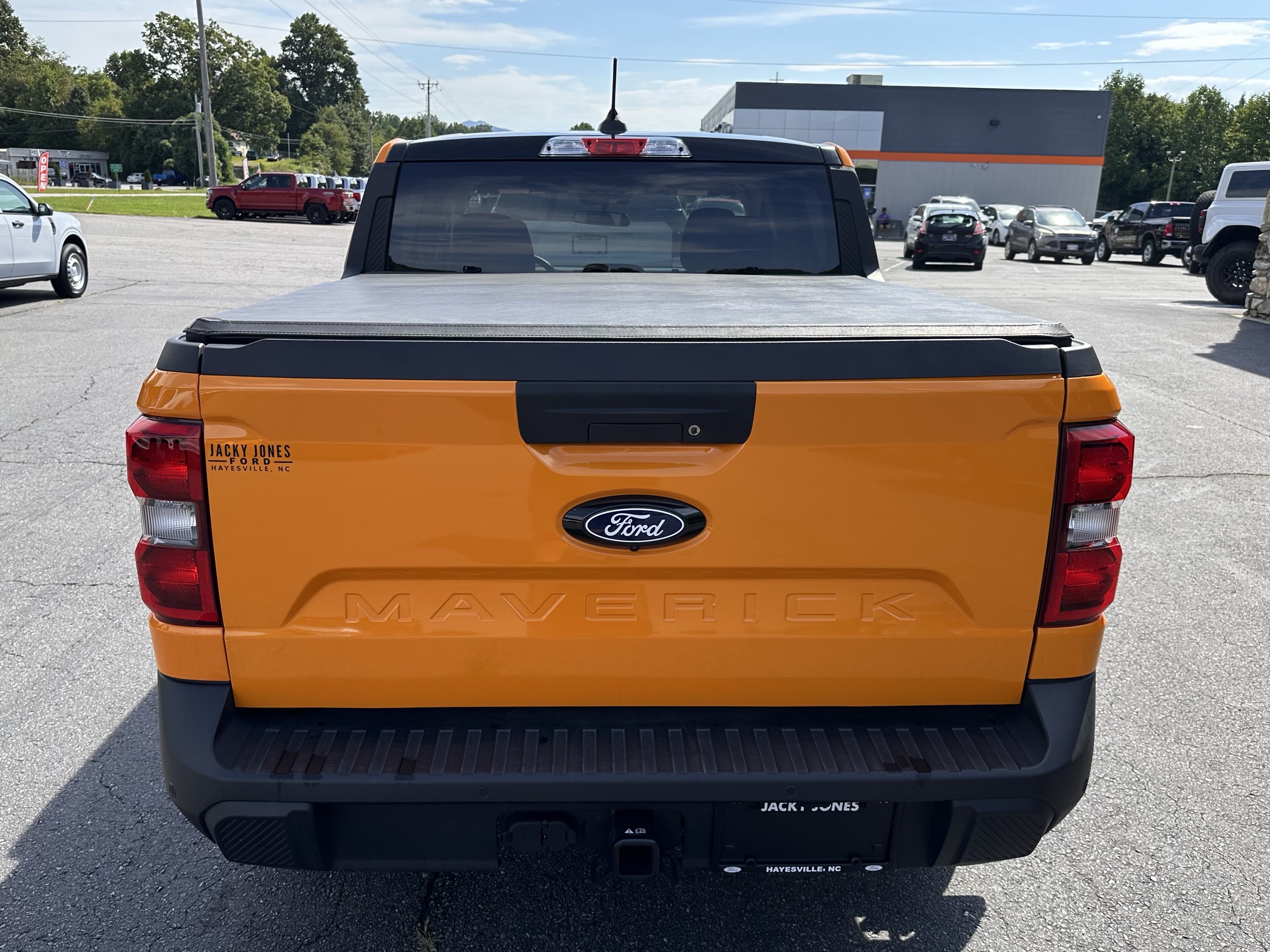 Certified 2026 Ford Maverick XLT w/ XLT Luxury Package AWD/4WD image 8
