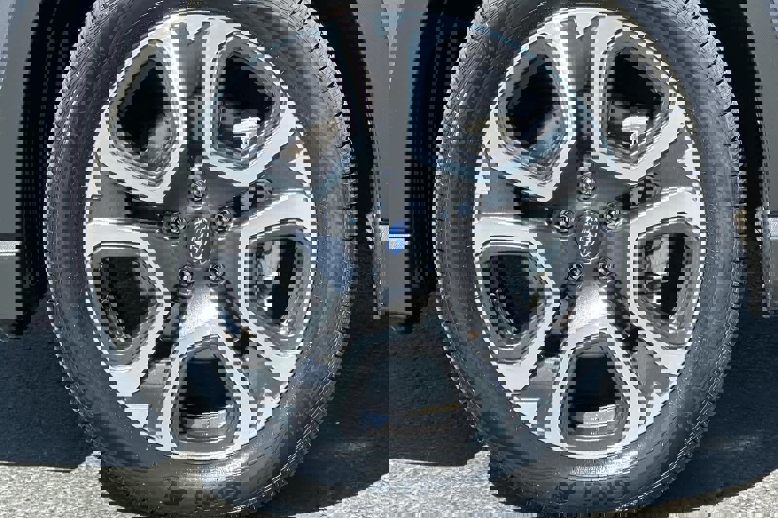 Used 2023 Subaru Ascent Limited w/ Technology Package image 28