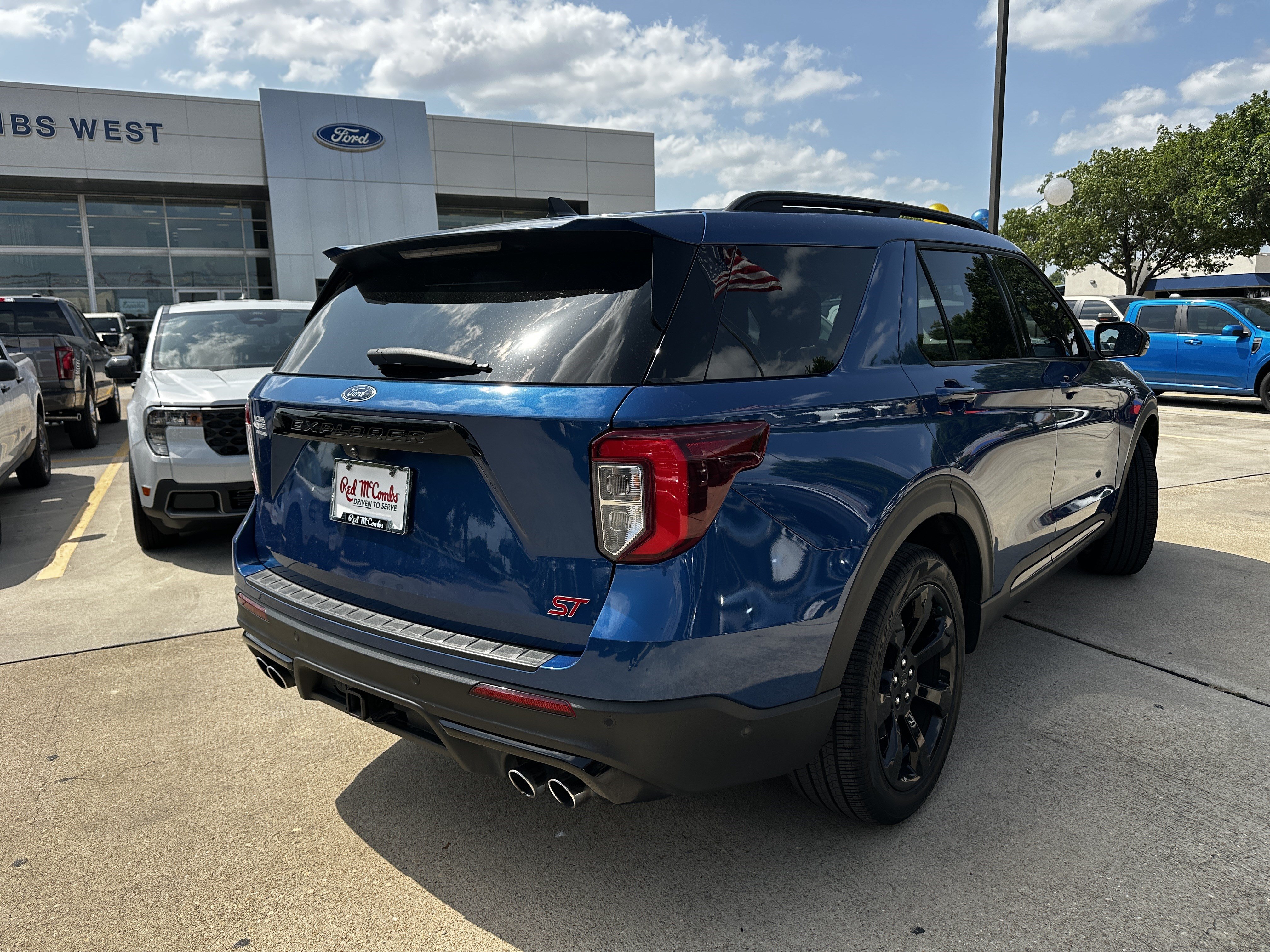 Certified 2022 Ford Explorer ST w/ Equipment Group 401A AWD/4WD image 18