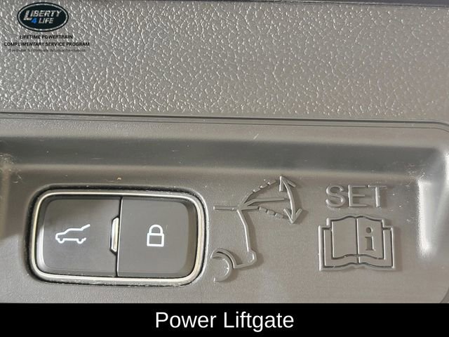 Certified 2023 Ford Explorer ST-Line w/ Class IV Trailer Tow Package AWD/4WD image 18