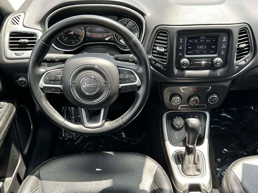 Used 2018 Jeep Compass Latitude AWD/4WD image 14