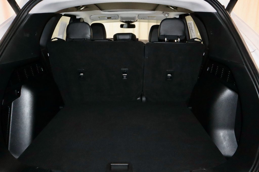 Certified 2024 Ford Escape SE w/ PHEV Premium Package image 14