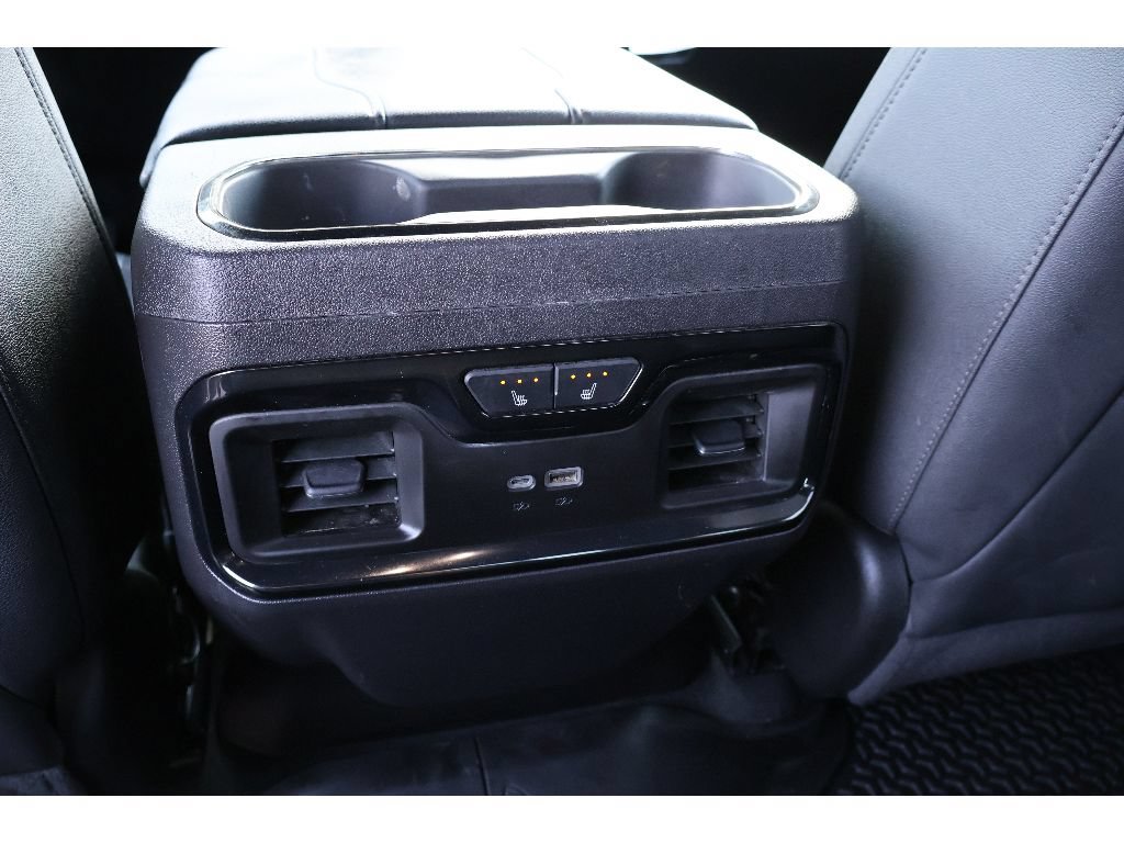Used 2024 GMC Sierra 1500 AT4 w/ Technology Package AWD/4WD image 25