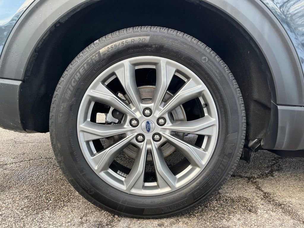 Certified 2023 Ford Explorer XLT w/ Equipment Group 202A image 22