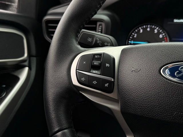 Certified 2024 Ford Explorer XLT image 11