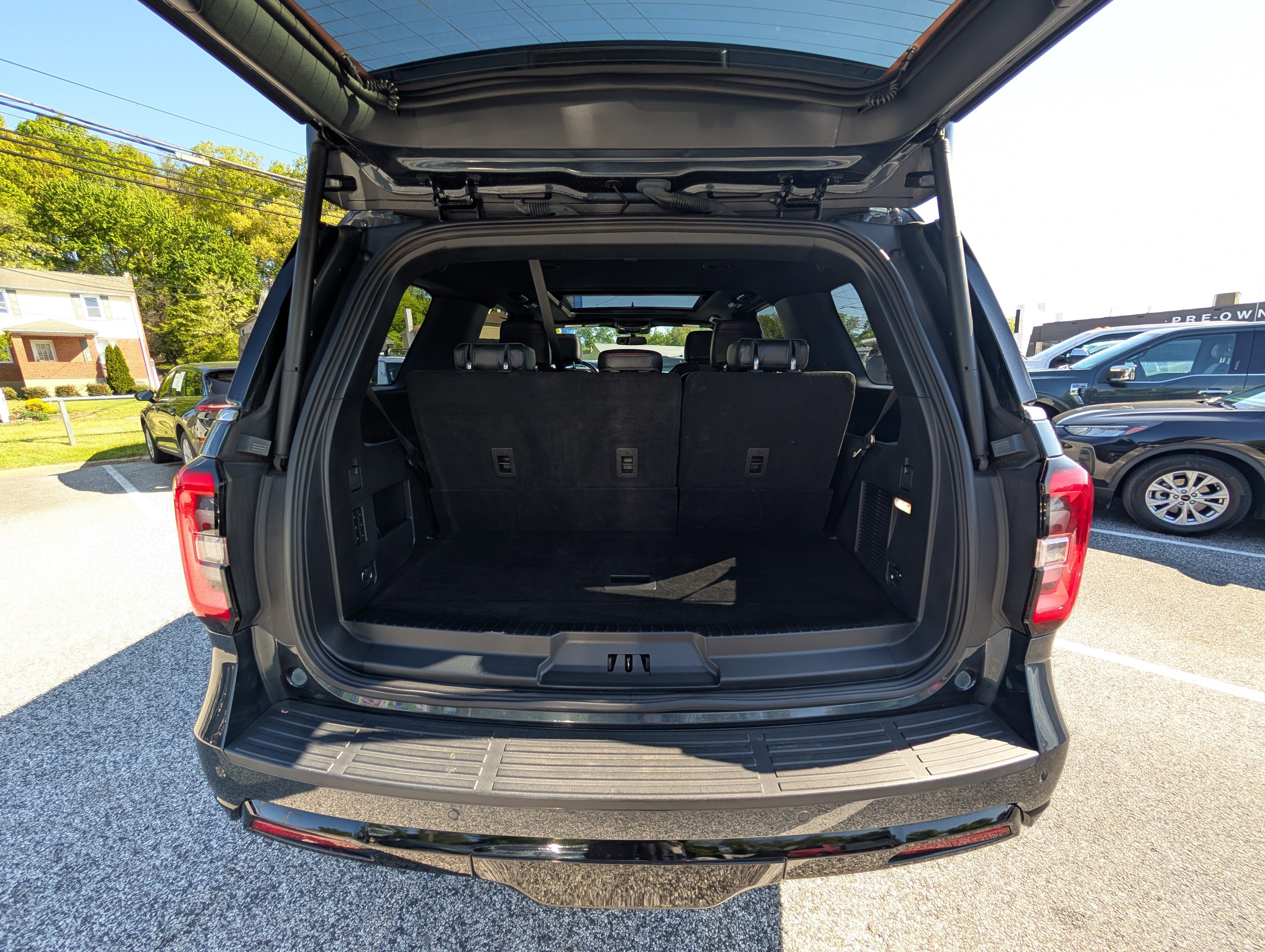Certified 2023 Ford Expedition Limited AWD/4WD image 15