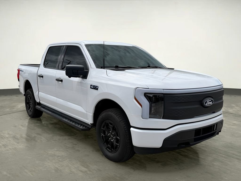 Certified 2025 Ford F150 Lightning XLT AWD/4WD image 9