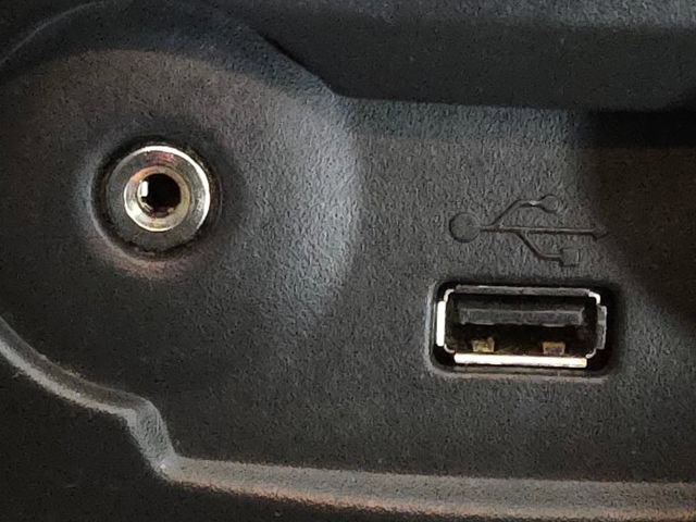 Certified 2017 Ford Fiesta SE image 34