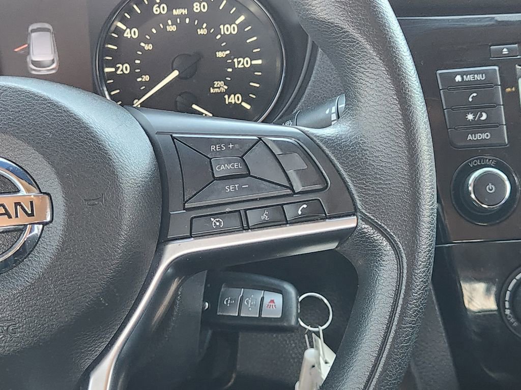 Used 2019 Nissan Rogue Sport S image 27