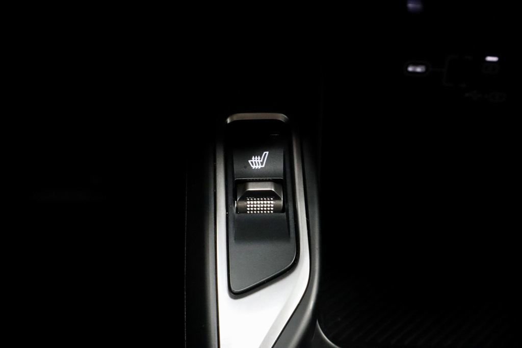 Used 2025 Kia Sorento X-Line EX image 12