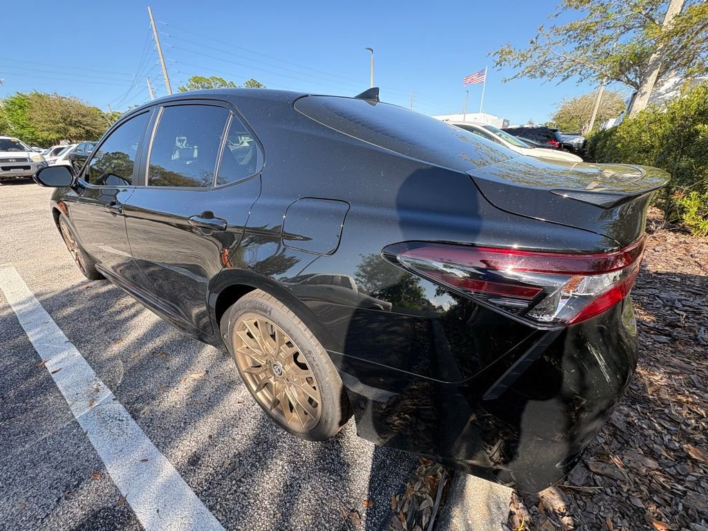 Used 2024 Toyota Camry SE w/ Convenience Package image 8