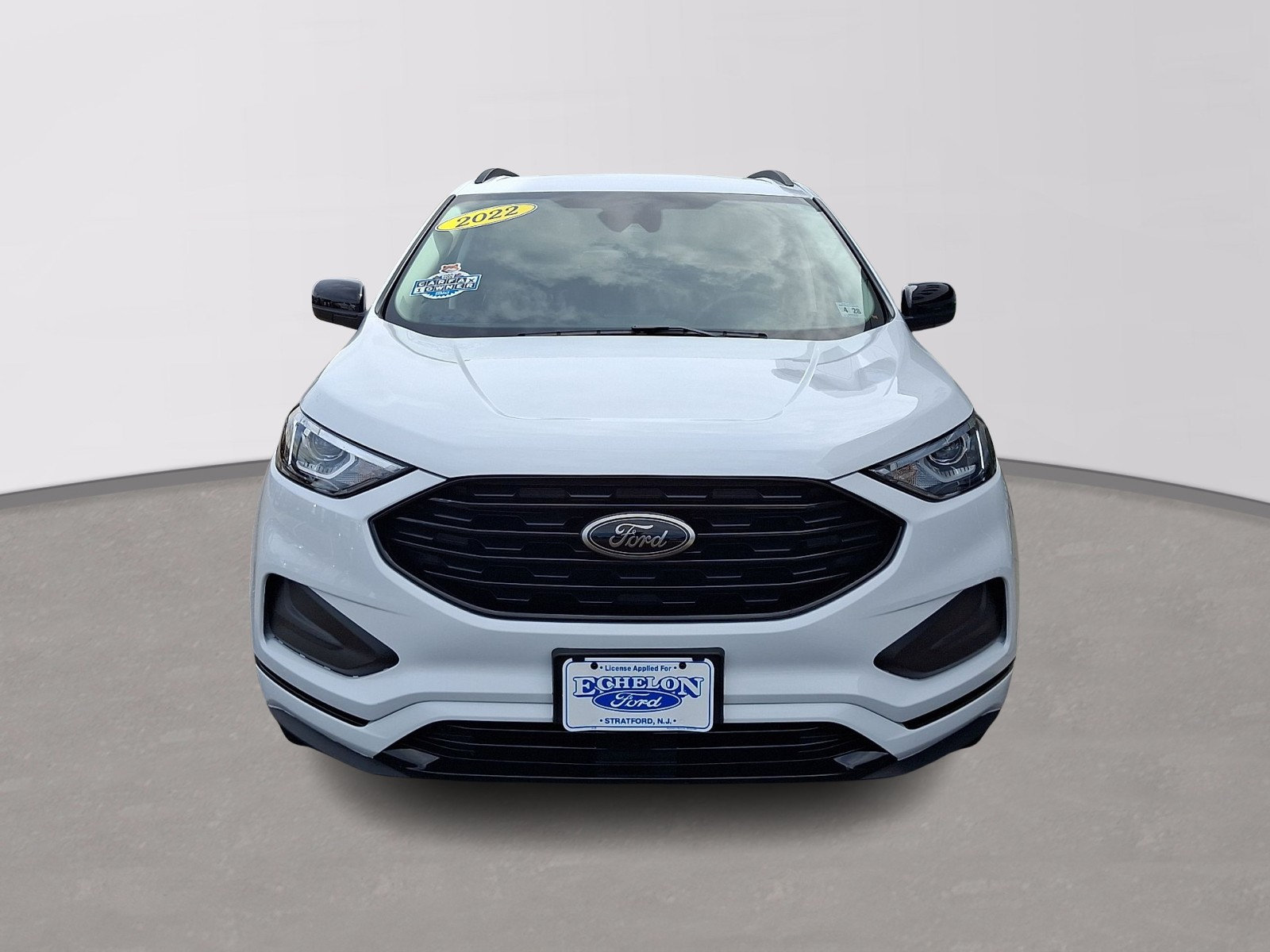 Certified 2022 Ford Edge SE w/ Black Appearance Package AWD/4WD image 2