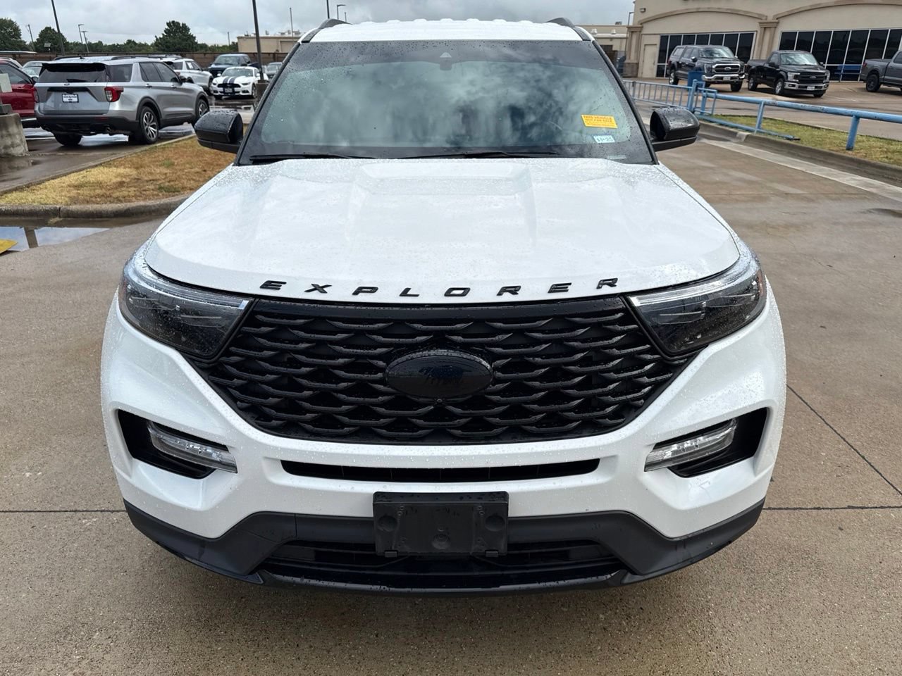 Certified 2023 Ford Explorer ST-Line w/ Class IV Trailer Tow Package RWD image 2