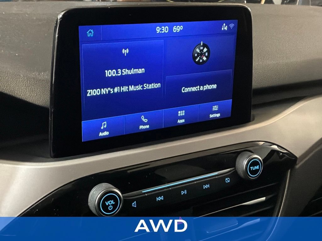 Certified 2022 Ford Escape SEL AWD/4WD image 2