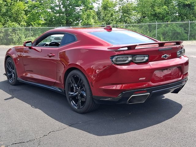 Used 2022 Chevrolet Camaro SS RWD image 9