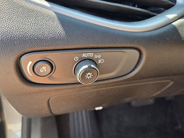 Used 2024 Chevrolet Malibu LT FWD image 28