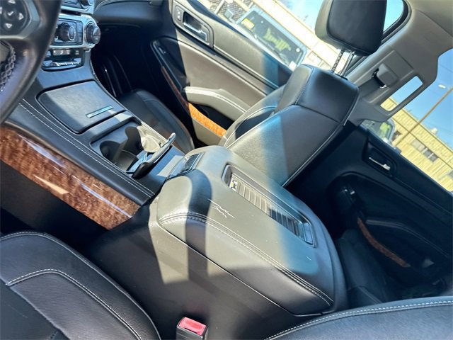 Used 2020 Chevrolet Suburban Premier image 28