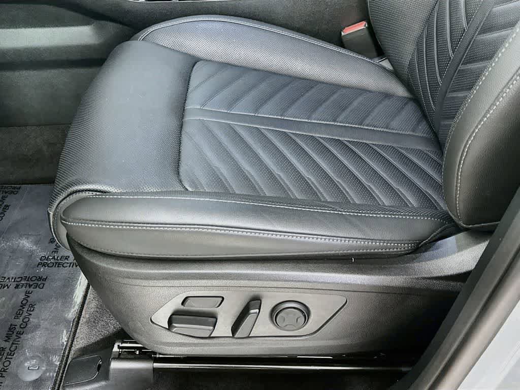 Used 2025 Kia Sorento SX Prestige AWD/4WD image 32