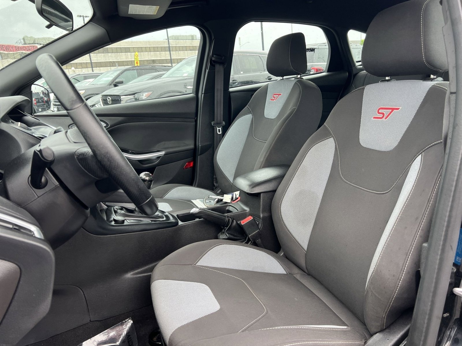 Certified 2018 Ford Focus ST FWD image 19
