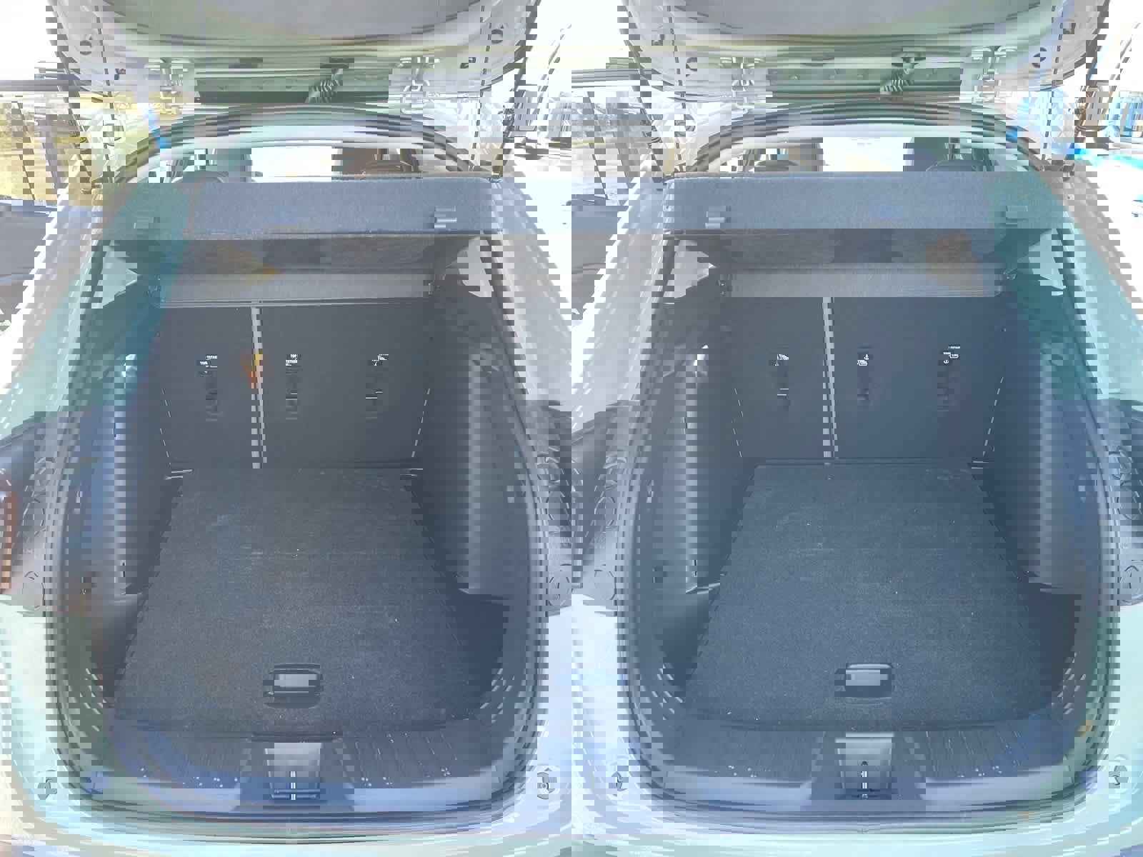 Used 2025 Chevrolet Trax ACTIV w/ Sunroof Package image 18