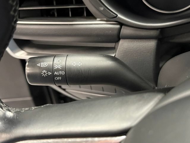 Used 2025 MAZDA MAZDA3 s FWD image 21