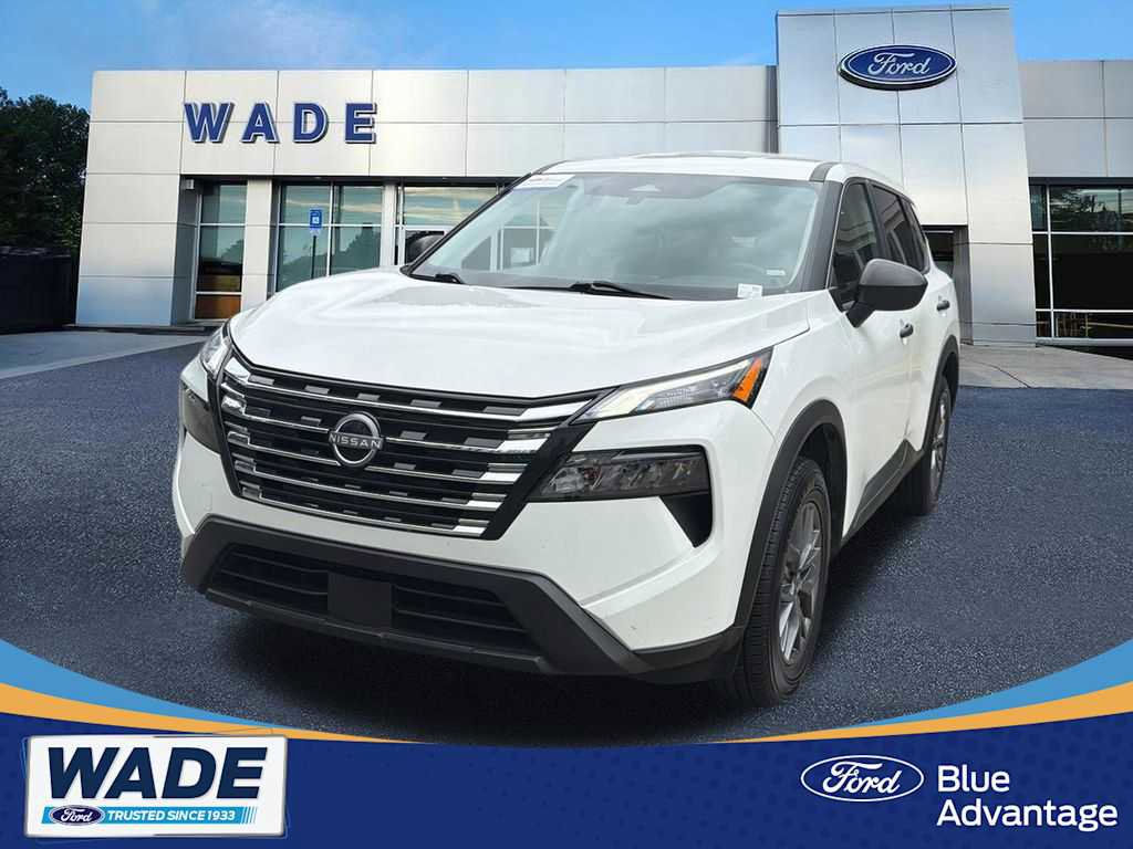 Used 2024 Nissan Rogue S FWD image 1
