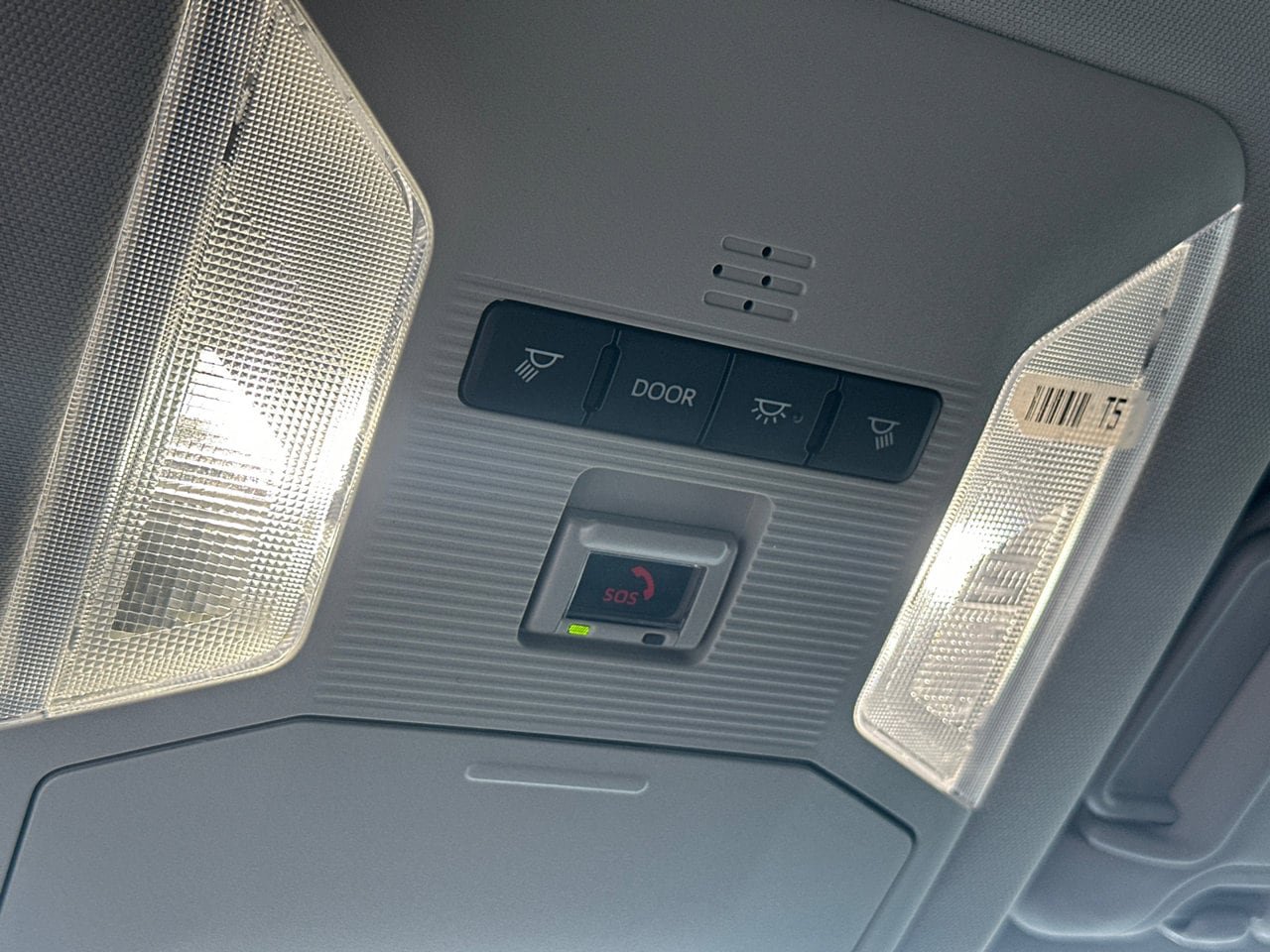 Used 2024 Toyota RAV4 XLE FWD image 33