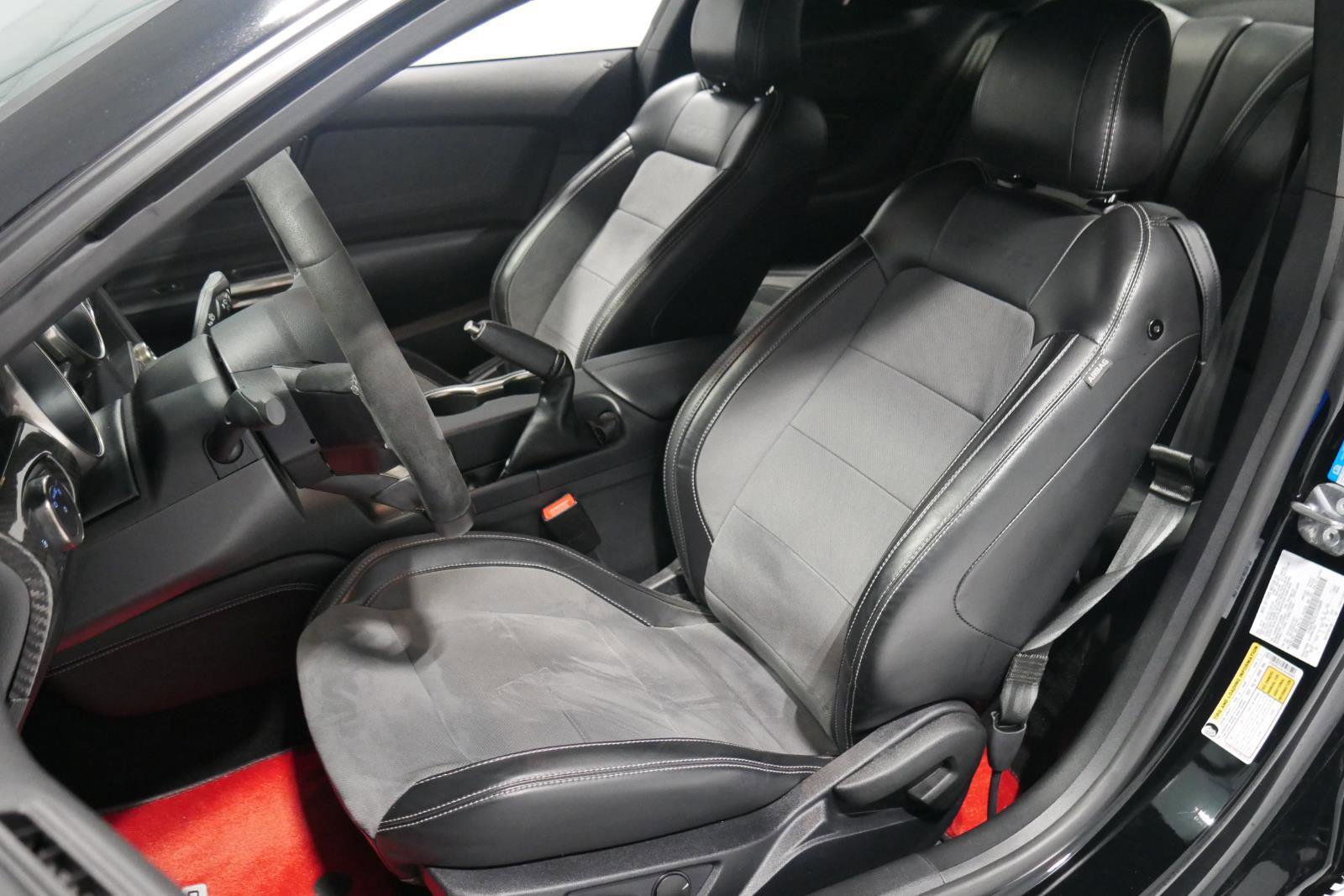 Certified 2020 Ford Mustang Shelby GT350 w/ Technology Package image 11