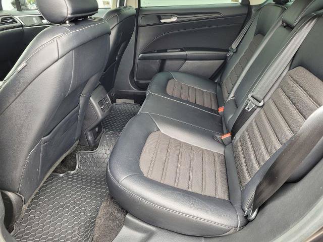 Certified 2018 Ford Fusion SE w/ Equipment Group 201A FWD image 19