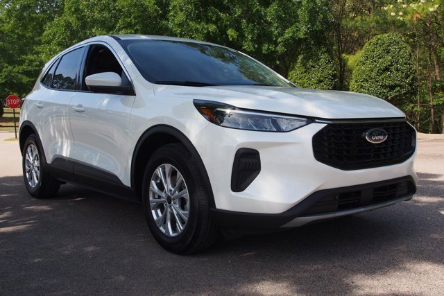 Certified 2023 Ford Escape Active w/ Tech Pack #2 FWD image 7