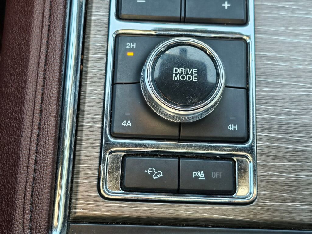 Certified 2024 Ford Expedition Limited AWD/4WD image 29