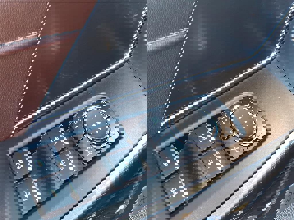 Certified 2023 Ford F150 Lariat w/ Equipment Group 502A High image 22