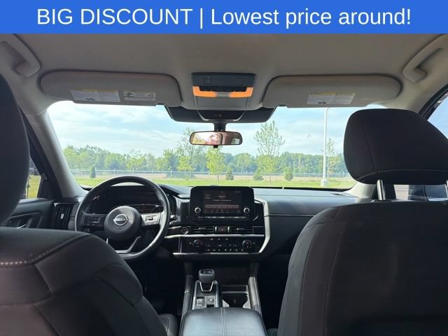 Used 2022 Nissan Pathfinder SV FWD image 19