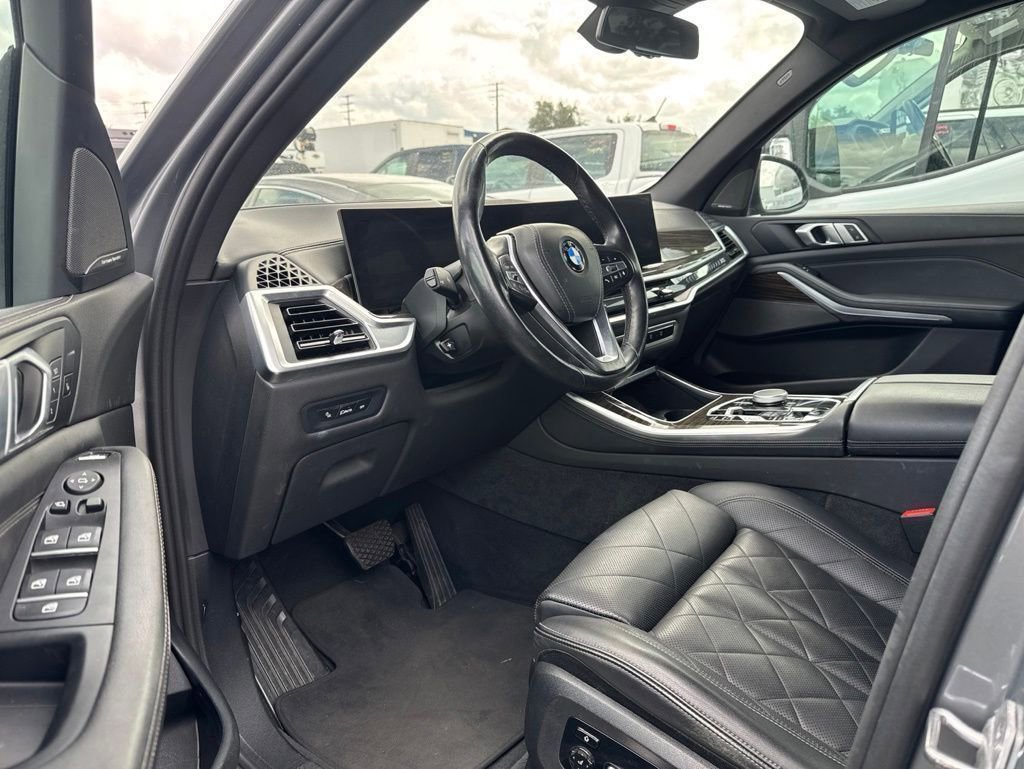 Used 2024 BMW X5 xDrive40i AWD/4WD image 63