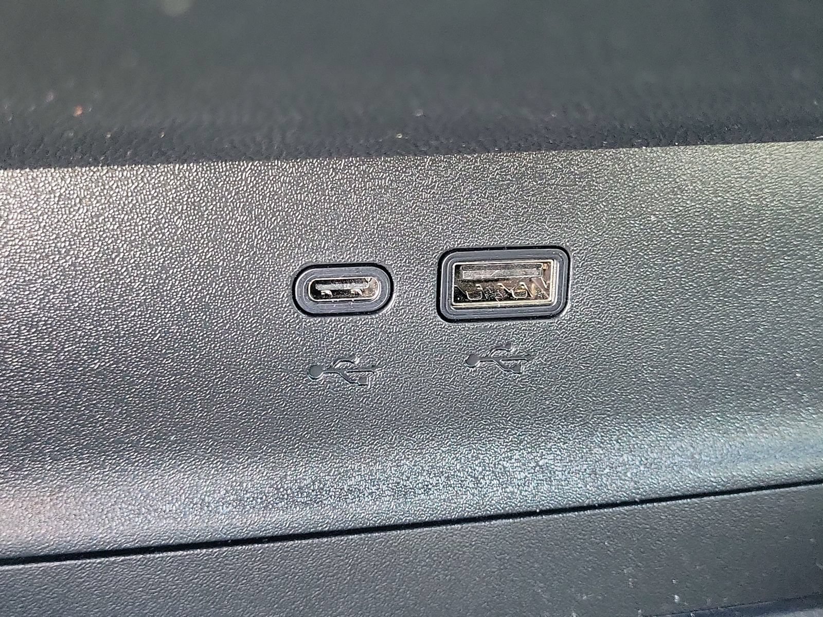 Used 2025 Chevrolet Equinox LT AWD/4WD image 24