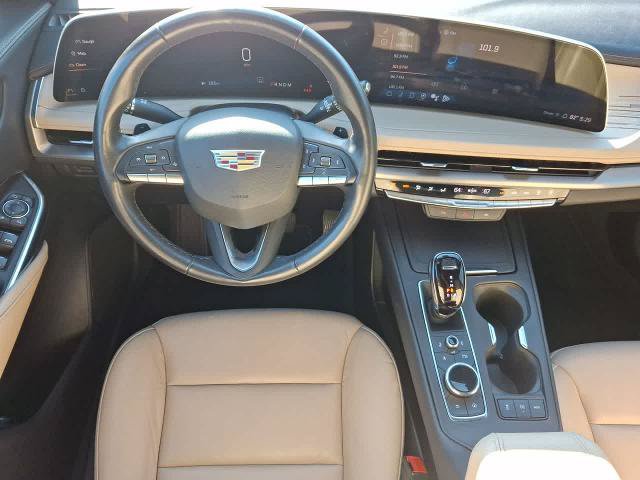 Used 2024 Cadillac XT4 Premium Luxury FWD image 27