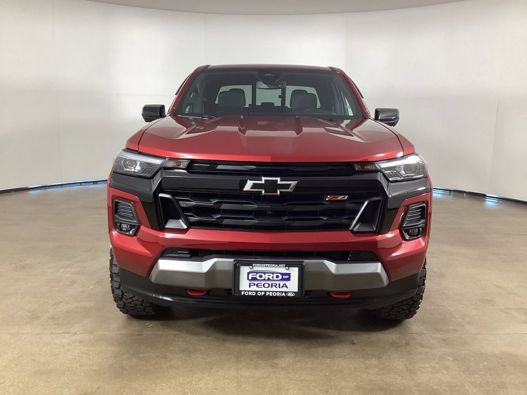 Used 2026 Chevrolet Colorado Z71 w/ Technology Package AWD/4WD image 2